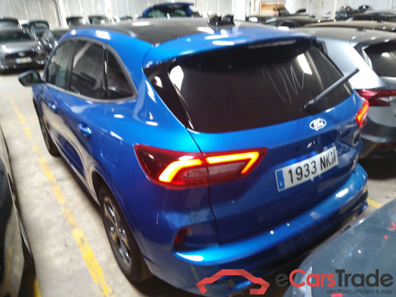 FORD Kuga 2.5 PHEV 243cv AutomÃ¡tico WT + gancho ST-LINE X(Pano-Roof + Winterpack) #2