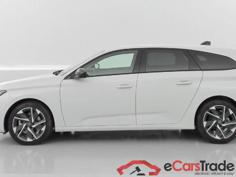 Peugeot 308 SW Allure 1.2 Hybrid 145 ch #4
