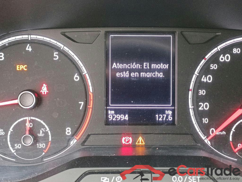 VOLKSWAGEN T-Cross / 2018 / 5P / todoterreno Advance 1.0 TSI 81kW (110CV) DSG (AC) #5
