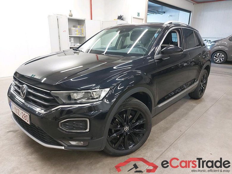 VOLKSWAGEN - VW  T-ROC TSI 150PK DSG Elegance Pack Premium & Seat Comfort & Travel & Park Assist * PETROL *
