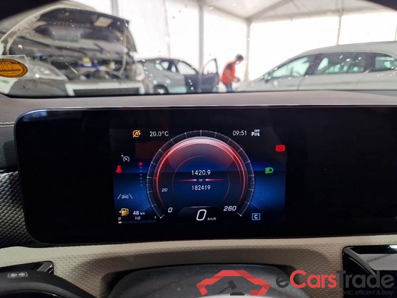 MERCEDES-BENZ CLA COUPÈ / 2019 / 4P / COUPE CLA 180 SPORT #4