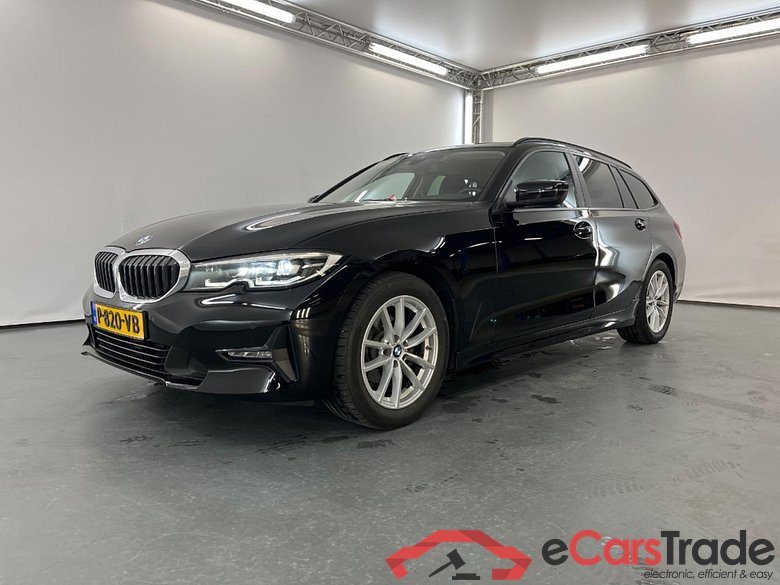 BMW 3-SERIE TOURING 318i Business Edition Plus