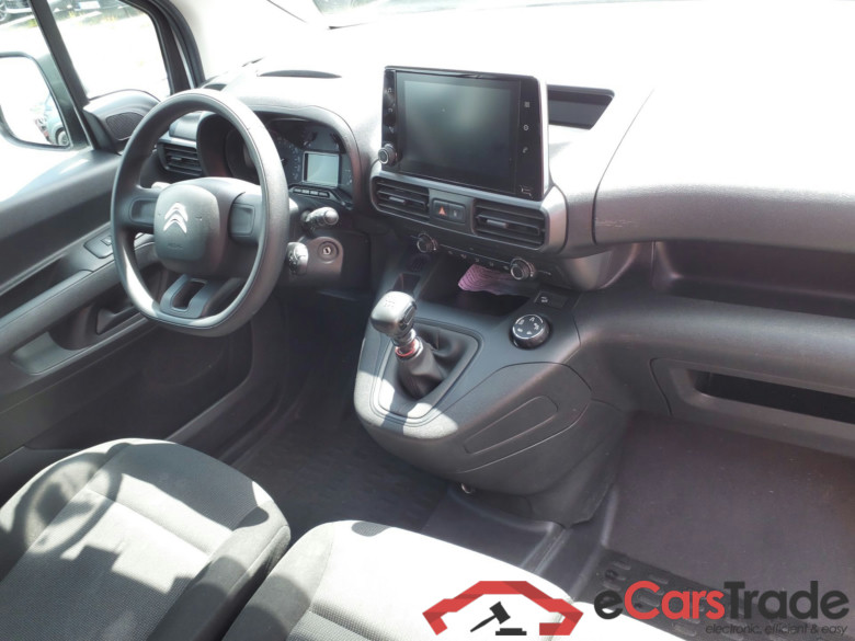 CITROËN Berlingo  CITROËN Berlingo  VAN M 950 HDI 100 BVM6 + PACK CHANTIER + CABINE EXTENSO +ECRAN 8 POUCES + CAMERA RECUL #4