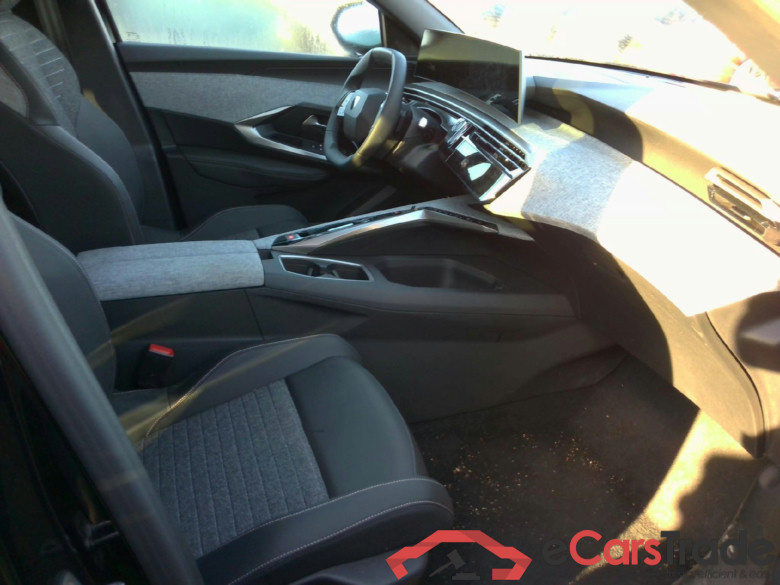 Peugeot 5008 Allure Hybrid 145 ch e-DCS6 #3