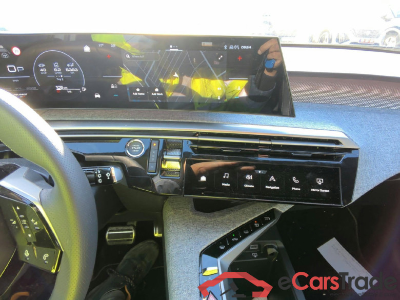 Peugeot 5008 GT Hybrid 145 ch e-DCS6 #4