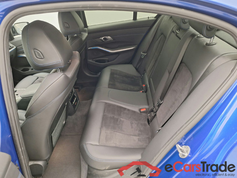 BMW, 3-serie '18 PHEV, BMW 3 Reeks Berline 330e (215 kW) 4d #4