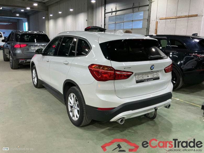 BMW X1 2.0 SDRIVE18DA (100KW) #3