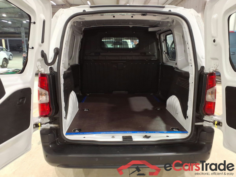 CITROAu2039N BERLINGO 1.2 PURETECH 110 S-S M LIGHT CLUB #3