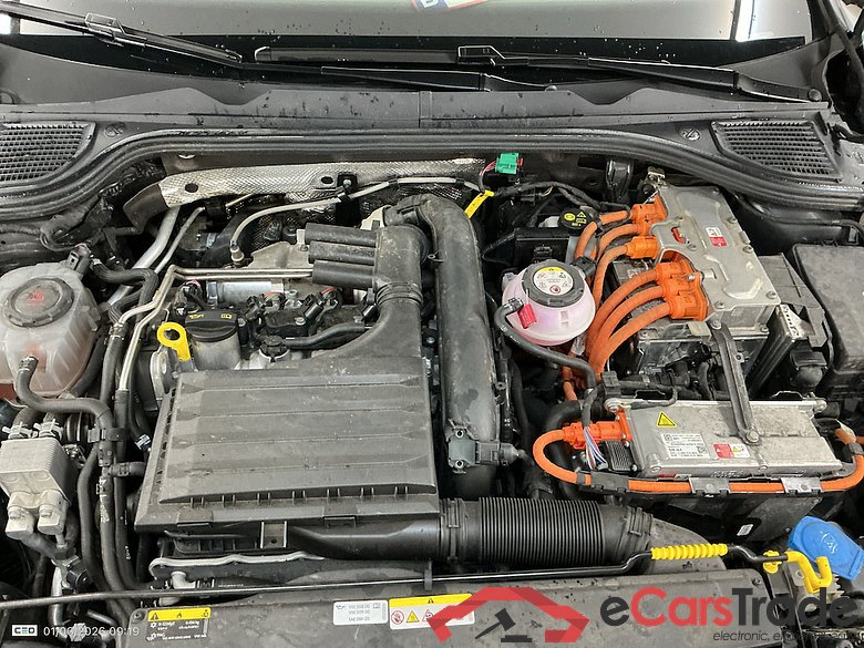 VOLKSWAGEN GOLF VIII 1.4 EHYBRID STYLE BUSINESS DSG #6