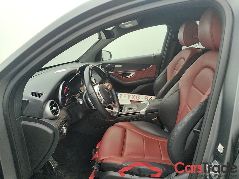 Mercedes-Benz GLC Coupé GLC 300 de 4MATIC 5d #3