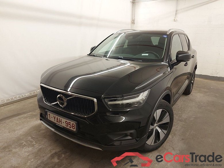 Volvo XC40 T3 Momentum Pro 5d