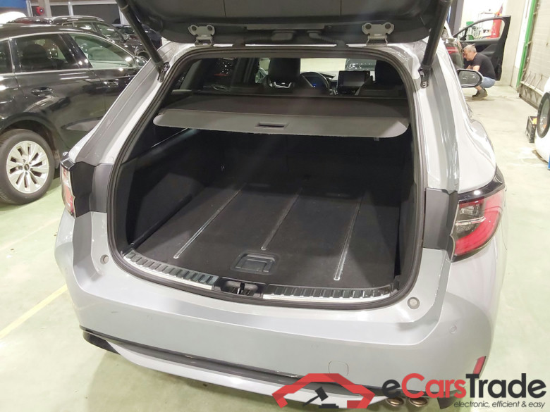 TOYOTA COROLLA TOURING SPORTS 2.0 HEV PREMIUM E-CVT #3