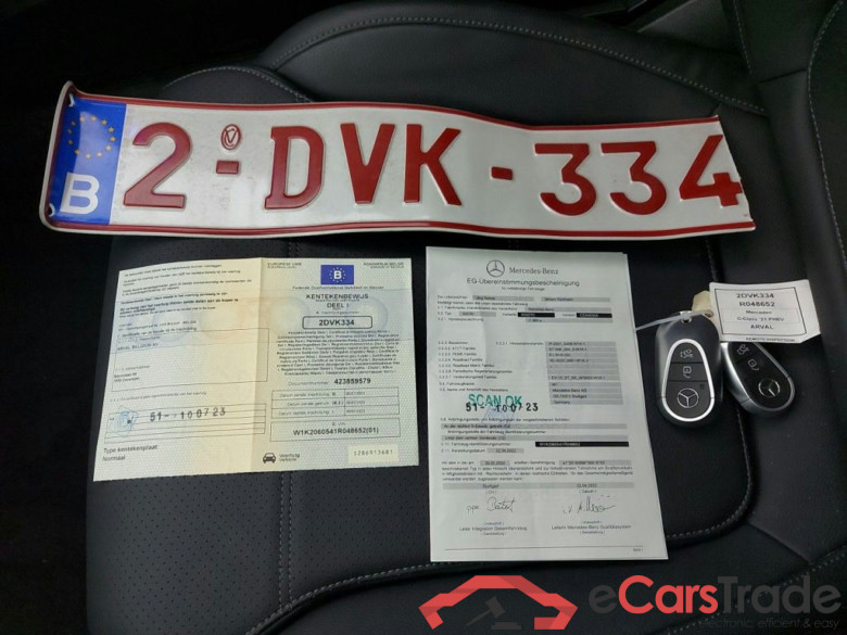 Mercedes-Benz C-Klasse Berline C 300 e Luxury Line 4d #4
