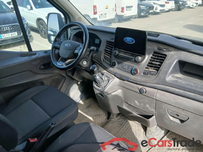 FORD Transit / 2013 / 4P / furgón 310 96kW L2H2 Van Trend FWD MHEV #3