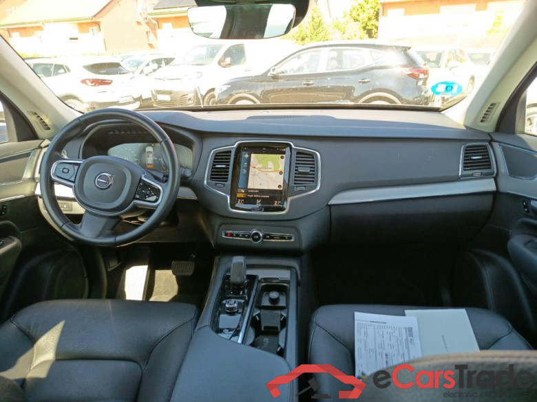 VOLVO XC90 / 2019 / 5P / todoterreno 2.0 T8 AWD Recharge Inscription Exp Auto #3