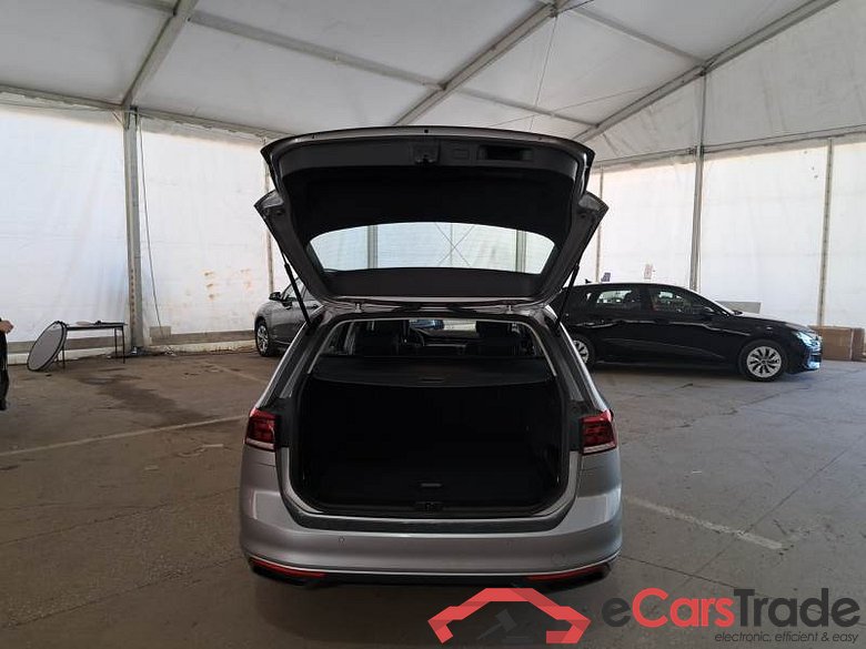 VOLKSWAGEN PASSAT / 2019 / 5P / STATION WAGON VAR. 2.0 TDI SCR EVO 110KW BUSINESS #5