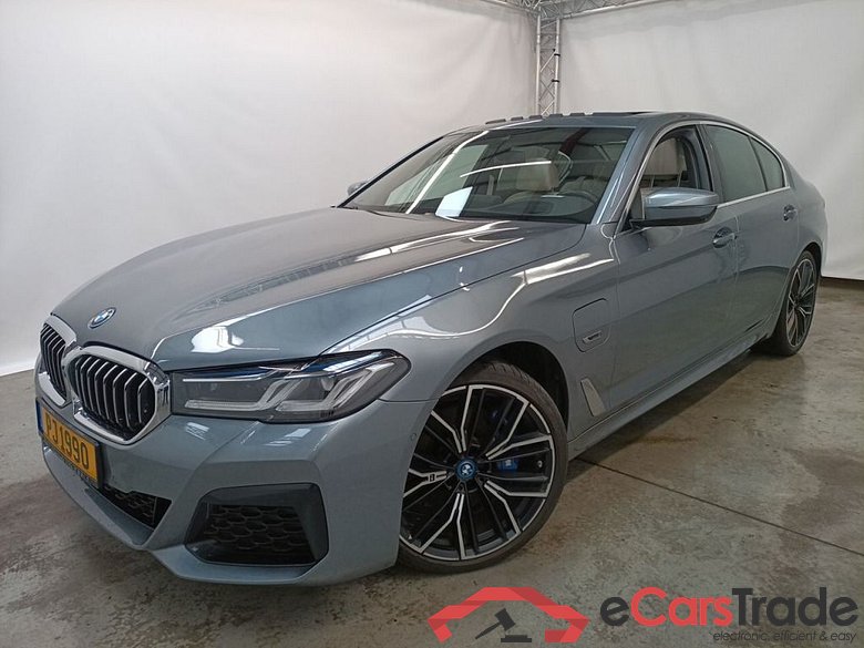 BMW 5 - 2020 530eXAS 184hp PHEV 4d ///M-Sportkit (total options: 19,576 Ex.Vat) #1