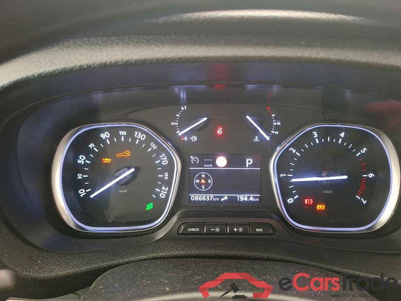 PEUGEOT Expert / 2016 / 4P / Fourgon tôlé 2.0 BHDI 145 AUTO S&S TAILLE XL #6