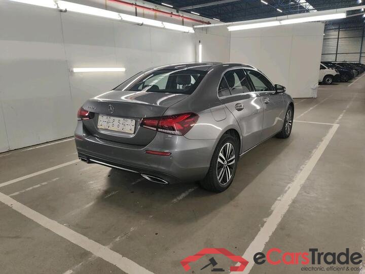 Mercedes A-Klasse Limousine A-Klasse Limousine A 250e Business Solution (PHEV) 160kW/218pk  4D/P Auto-8 #4