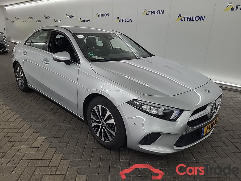 MERCEDES-BENZ A-Klasse Limousine A 180 d 7G-DCT Business Solution Plus 4D 85kW #2