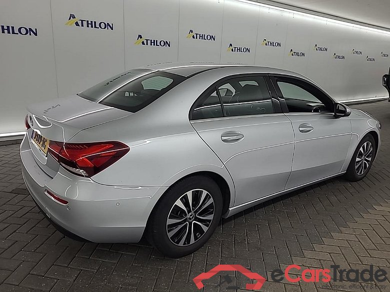 MERCEDES-BENZ A-Klasse Limousine A 180 d 7G-DCT Business Solution Plus 4D 85kW #3