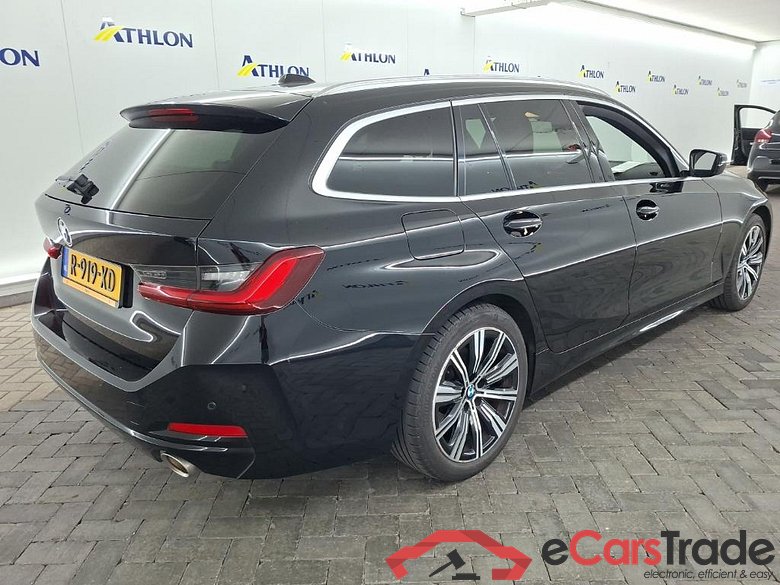 BMW 3-serie Touring 318iA 5D 115kW #3