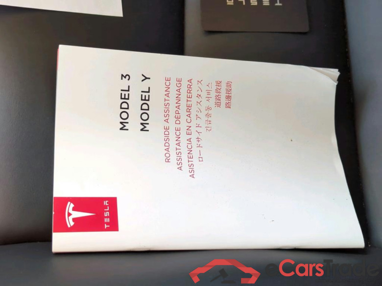 TESLA Model Y Long Range Dual Motor AWD 5d 378kW #3