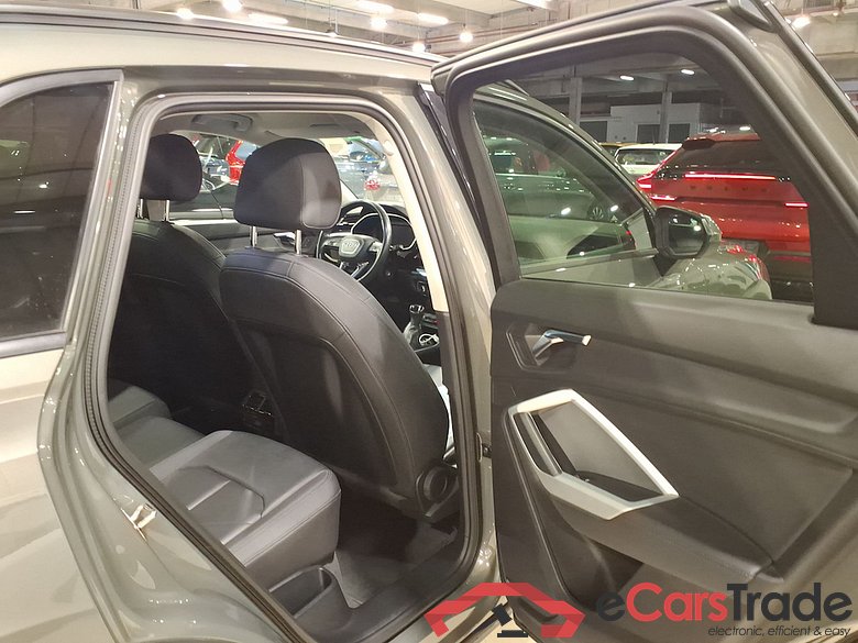 AUDI Q3 1.4 45 TFSI E S TRONIC #5