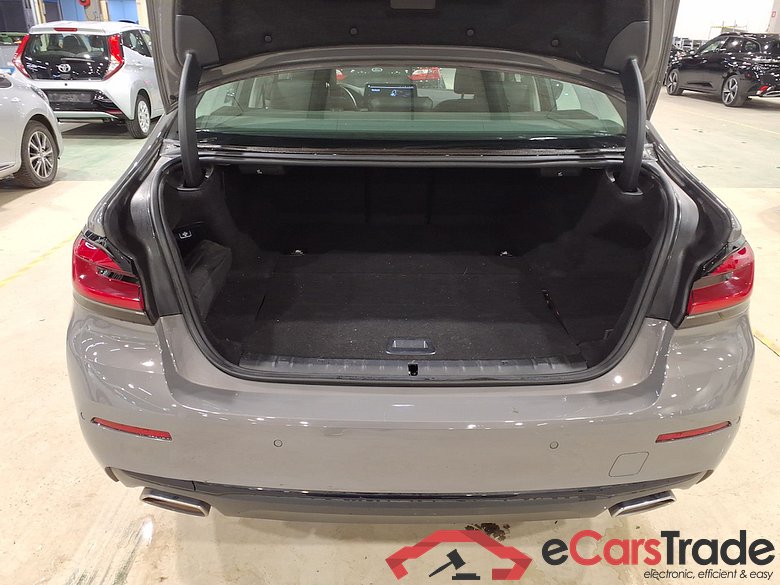 BMW 5 SERIES BERLINE 2.0 520E AUTO #3
