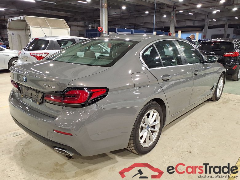 BMW 5 SERIES BERLINE 2.0 520E AUTO #4