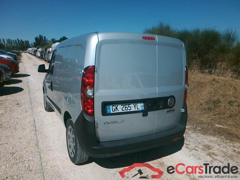 DOBLO CARGO 1.6MJT 120 BUSINE #3