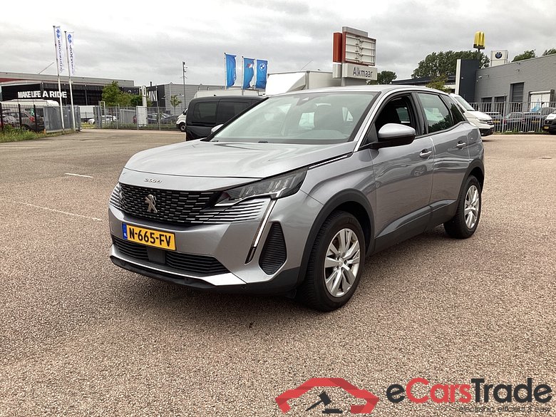 PEUGEOT 3008 1.2 PureT. BL Prem #1