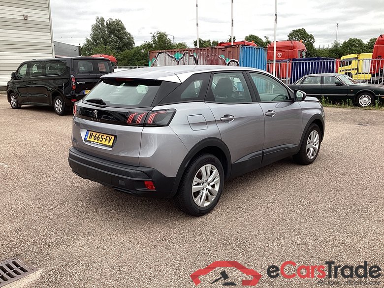 PEUGEOT 3008 1.2 PureT. BL Prem #3