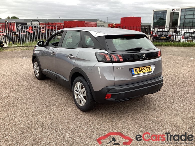 PEUGEOT 3008 1.2 PureT. BL Prem #4