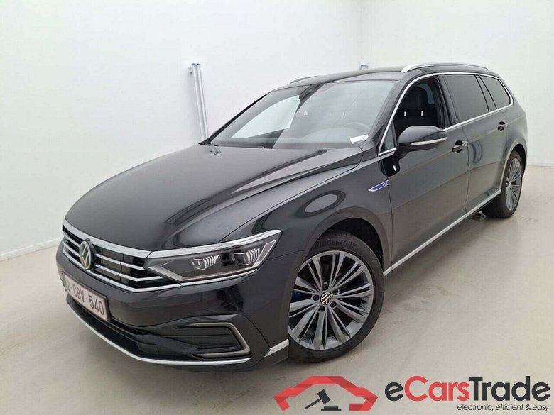 VOLKSWAGEN PASSAT VARIANT 1.4 GTE BUSINESS DSG6 #1