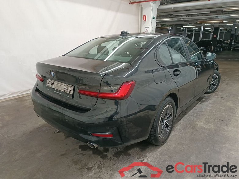BMW 3 Reeks Berline 318d (100 kW) 4d #2