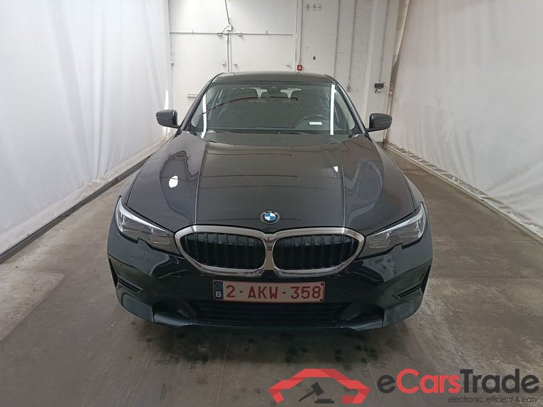 BMW 3 Reeks Berline 318d (100 kW) 4d #5