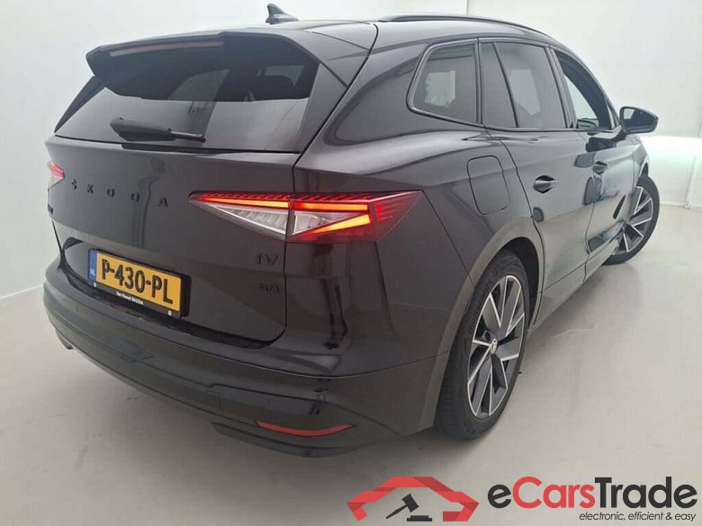 SKODA Enyaq iV 80 Founders Edition Black #2