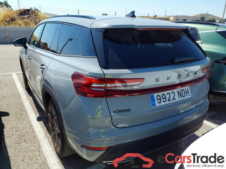SKODA Kodiaq 2.0 TDI 110 kW (150 CV) 7 vel. AutomÃ¡tico Sportline DSG(Winterpack) #2