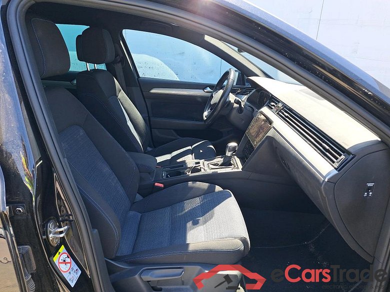 VOLKSWAGEN Passat / 2019 / 5P / familiar Variant GTE 1.4 TSI e-Power 115kW + 85kW #6
