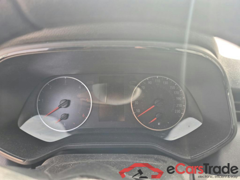 RENAULT Clio / 2019 / 5P / berlina con portón Business Blue dCi 74kW (100CV) #5