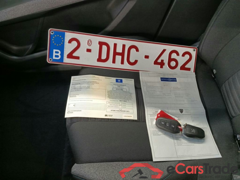 Peugeot 3008 1.5 BlueHDi 96kW S&S EAT8 Active Pack 5d #4