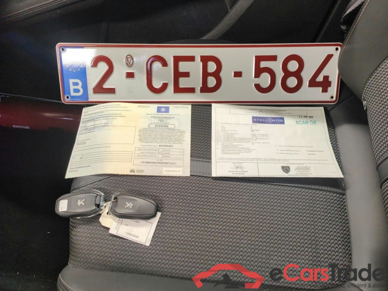 Peugeot 3008 1.2 PureTech 96kW S&S Auto GT 5d #4