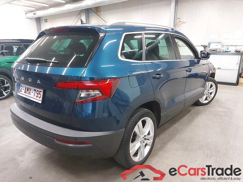 SKODA - SKO KAROQ CRTDI 115PK DSG7 Clever+ With Climatic & Navigation & Electric Heated Seats & Park Sensors Front & Rear & 18 Inch Alloy #2