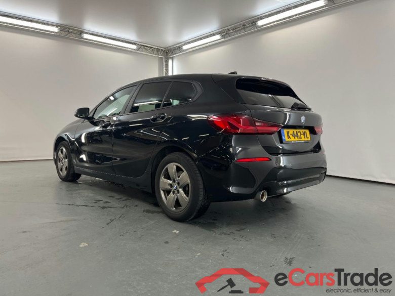 BMW 1-serie 118i Executive #3