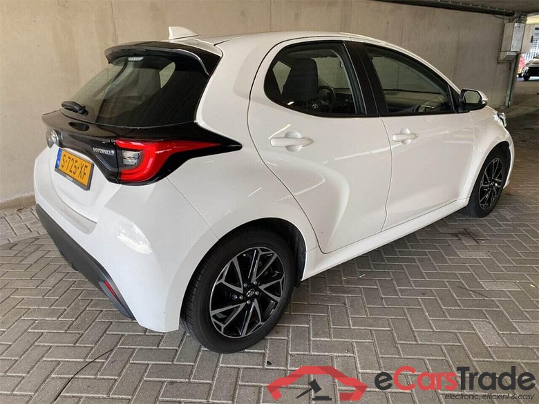 TOYOTA YARIS 1.5 Hybrid Dynamic #4