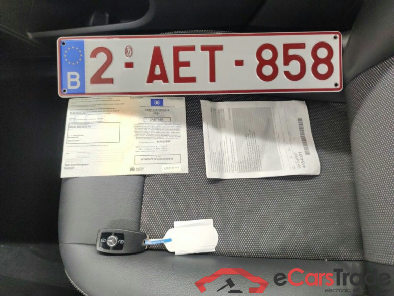 Mercedes-Benz GLA GLA 200 d Business Solution 5d #4