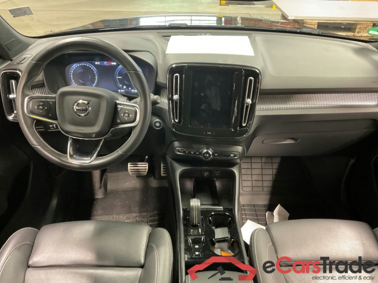 XC40 R Design Recharge Plug-In Hybrid 2WD 1.5 T5 192KW AT7 E6d #3