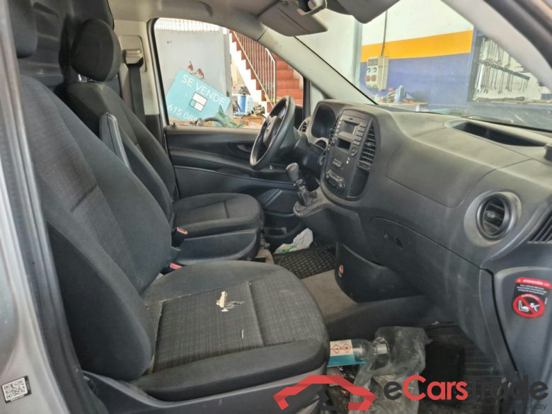 MERCEDES-BENZ Vito / 2014 / 4P / furgón 111 CDI Larga #6