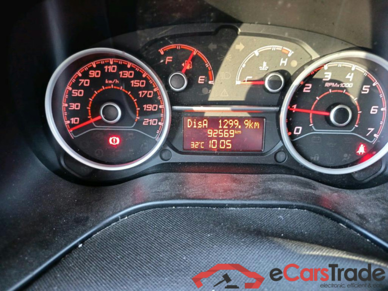 FIAT Doblò Cargo/2015/4P/furgón derivado de turismo Cargo SX 1.6 Mjet 66kW (90CV) (AC) #5